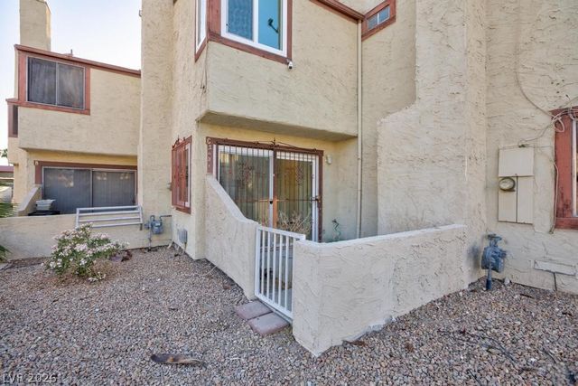 5031 SPENCER Street C, Las Vegas, NV 89119