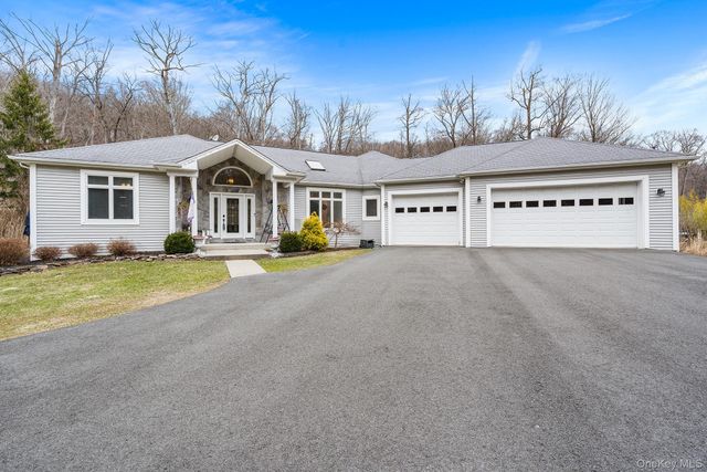 16 Katavolos Drive, Tomkins Cove, NY 10986