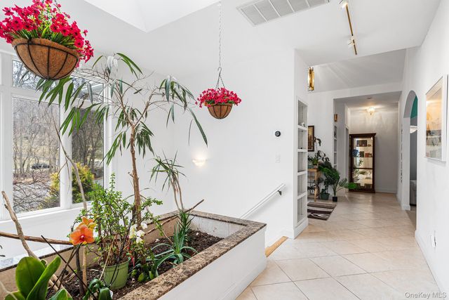 16 Katavolos Drive, Tomkins Cove, NY 10986