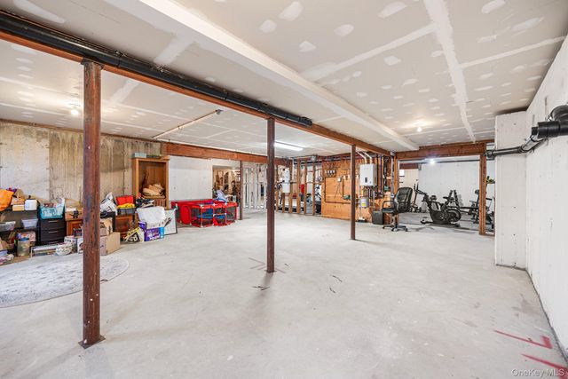 16 Katavolos Drive, Tomkins Cove, NY 10986