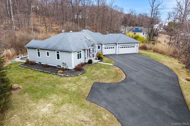 16 Katavolos Drive, Tomkins Cove, NY 10986