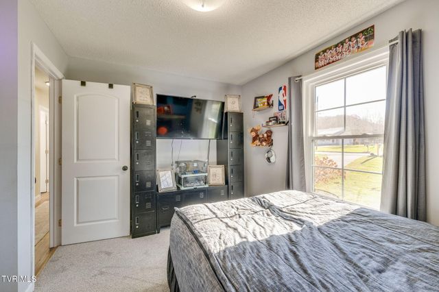 107 Summerview Court, Kingsport, TN 37663