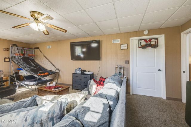 107 Summerview Court, Kingsport, TN 37663