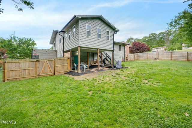 107 Summerview Court, Kingsport, TN 37663
