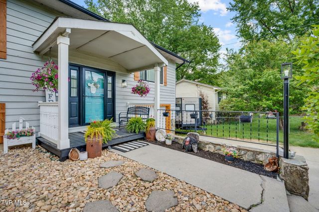 107 Summerview Court, Kingsport, TN 37663