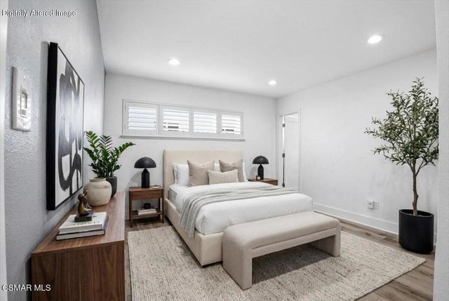 7740 Mclaren Avenue, Canoga Park, CA 91304