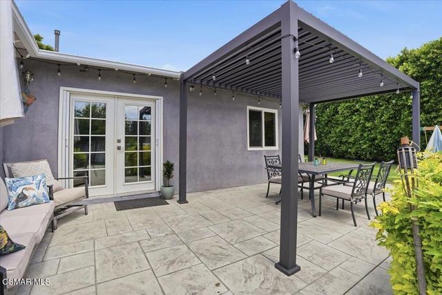 7740 Mclaren Avenue, Canoga Park, CA 91304