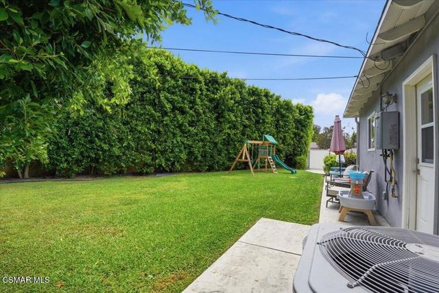 7740 Mclaren Avenue, Canoga Park, CA 91304