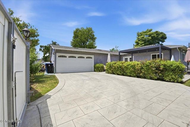 7740 Mclaren Avenue, Canoga Park, CA 91304