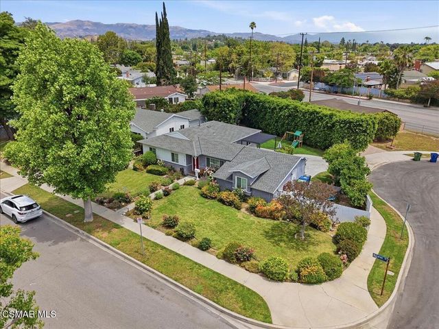 7740 Mclaren Avenue, Canoga Park, CA 91304