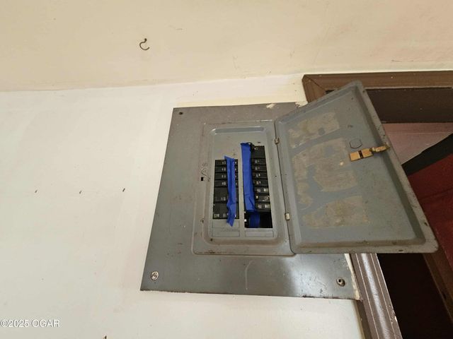 514 W Macon Street, Carthage, MO 64836