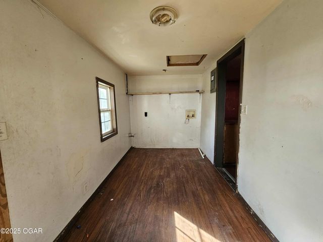 514 W Macon Street, Carthage, MO 64836