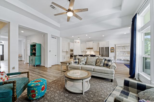 119 Milagro, Boerne, TX 78006