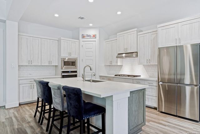 119 Milagro, Boerne, TX 78006