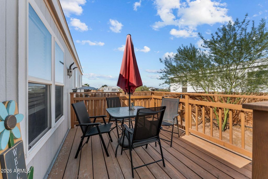 512 W Claessens Drive, Morristown, AZ 85342 — photo 5