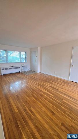 2350 5th Street B1, Fort Lee, NJ 07024
