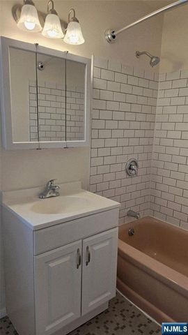 2350 5th Street B1, Fort Lee, NJ 07024