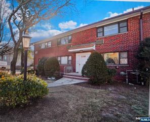 2350 5th Street B1, Fort Lee, NJ 07024