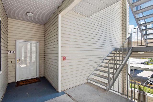 3127 W SLIGH AVENUE 204B, Tampa, FL 33614