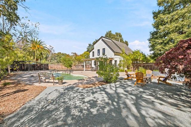 195 Pleasant Valley Drive, Walnut Creek, CA 94597