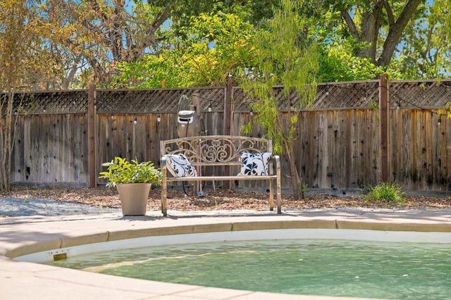 195 Pleasant Valley Drive, Walnut Creek, CA 94597