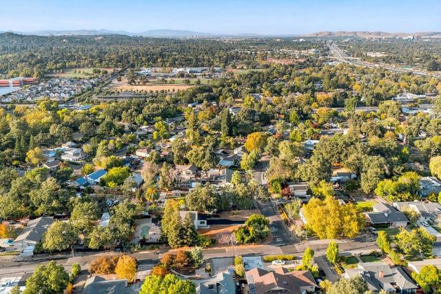 195 Pleasant Valley Drive, Walnut Creek, CA 94597