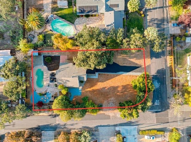 195 Pleasant Valley Drive, Walnut Creek, CA 94597