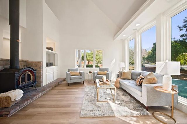 195 Pleasant Valley Drive, Walnut Creek, CA 94597