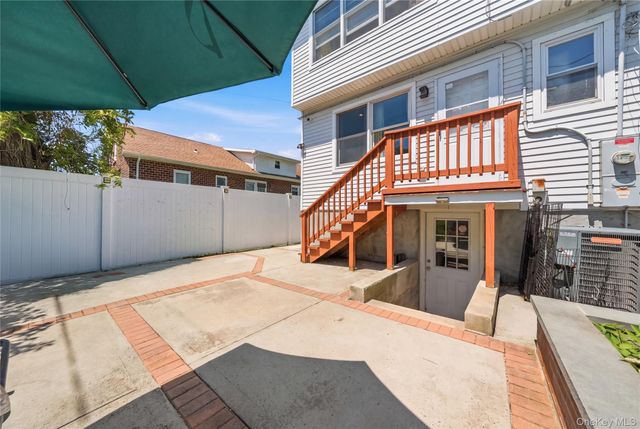50 E Pine Street, Long Beach, NY 11561