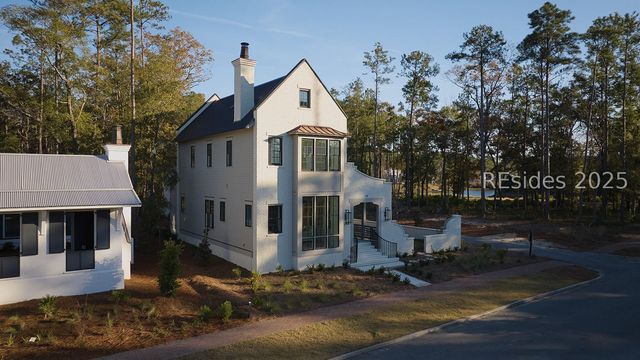 14 Lyonia St, Bluffton, SC 29910