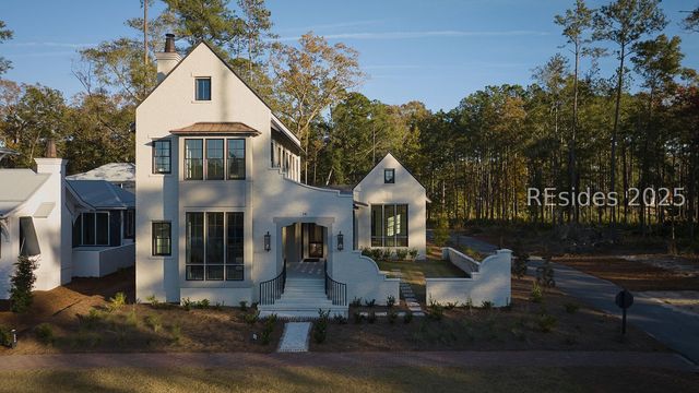 14 Lyonia St, Bluffton, SC 29910