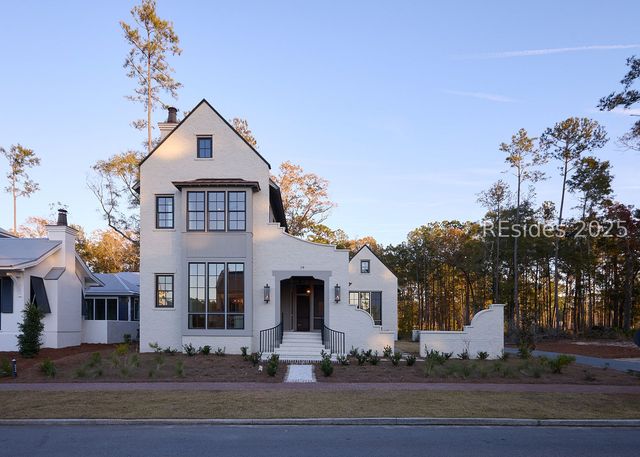 14 Lyonia St, Bluffton, SC 29910