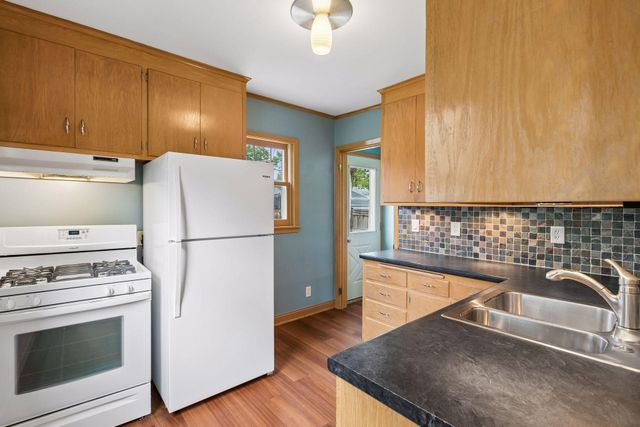 5912 10th Avenue S, Minneapolis, MN 55417