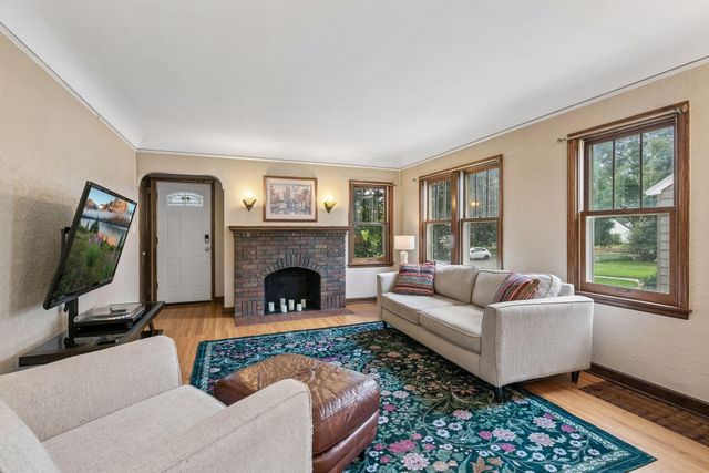 5912 10th Avenue S, Minneapolis, MN 55417