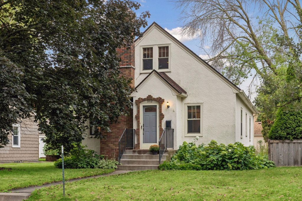5912 10th Avenue S, Minneapolis, MN 55417 — photo 2