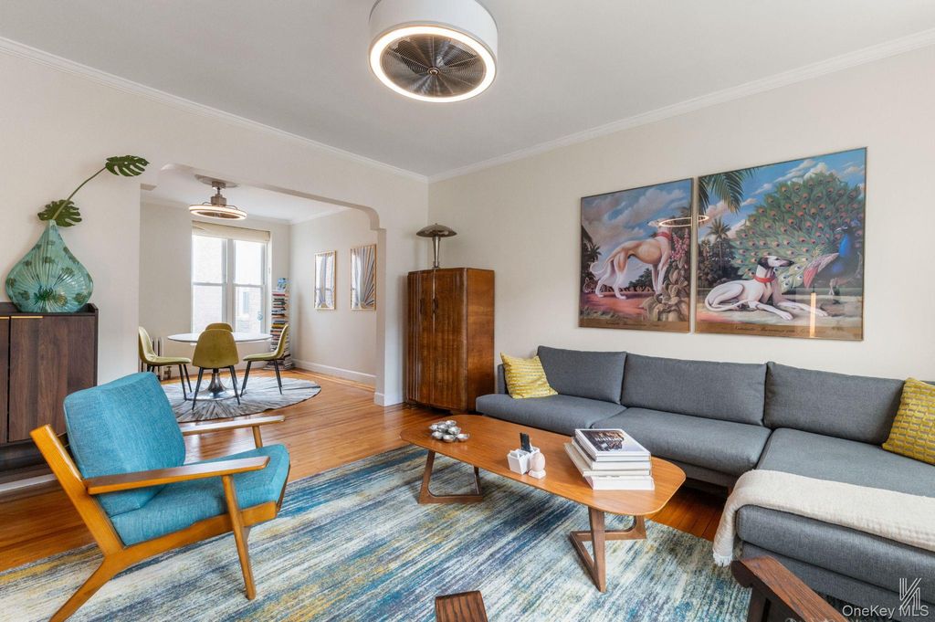 34-39 82nd Street 52, Jackson Heights, NY 11372