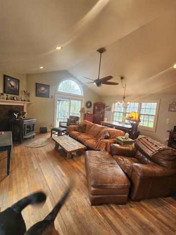 27 Bear Pond Road, Canaan, NH 03741