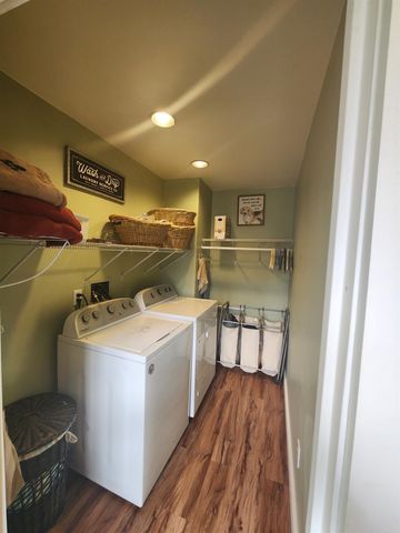 27 Bear Pond Road, Canaan, NH 03741