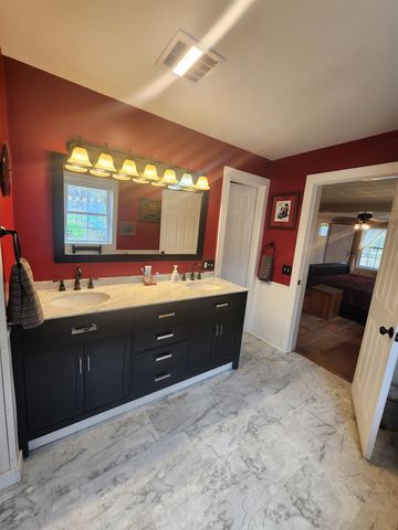 27 Bear Pond Road, Canaan, NH 03741