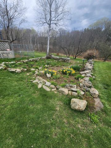 27 Bear Pond Road, Canaan, NH 03741