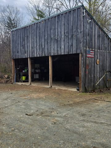 27 Bear Pond Road, Canaan, NH 03741