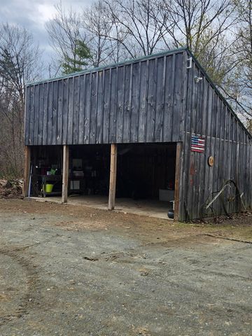 27 Bear Pond Road, Canaan, NH 03741