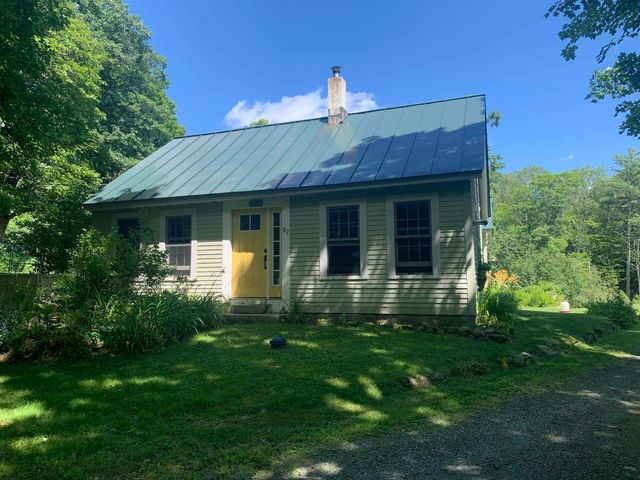 27 Bear Pond Road, Canaan, NH 03741