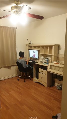 12117 Van Nuys, Sylmar, CA 91342