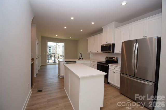 4810 Chastain Avenue, Charlotte, NC 28217