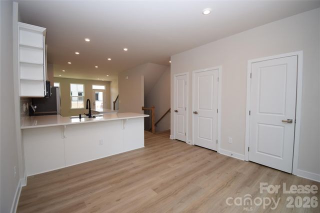 4810 Chastain Avenue, Charlotte, NC 28217