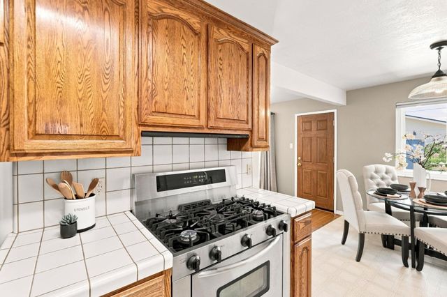 7208 Carmel Street, Gilroy, CA 95020
