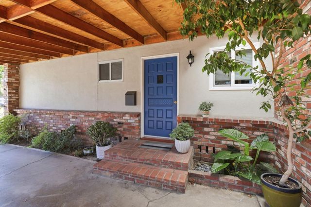 7208 Carmel Street, Gilroy, CA 95020