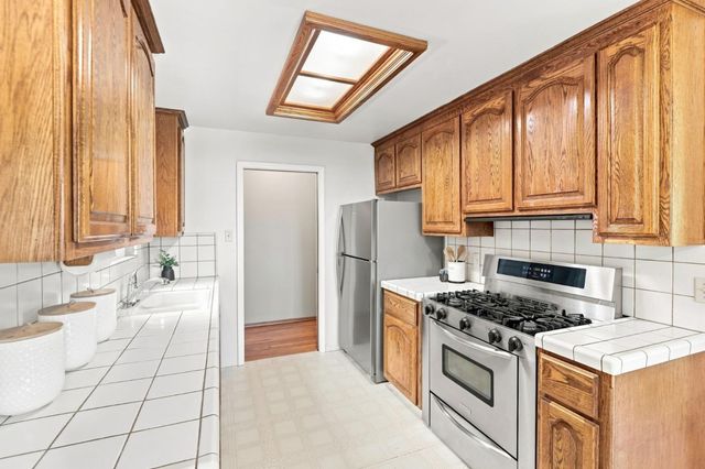 7208 Carmel Street, Gilroy, CA 95020