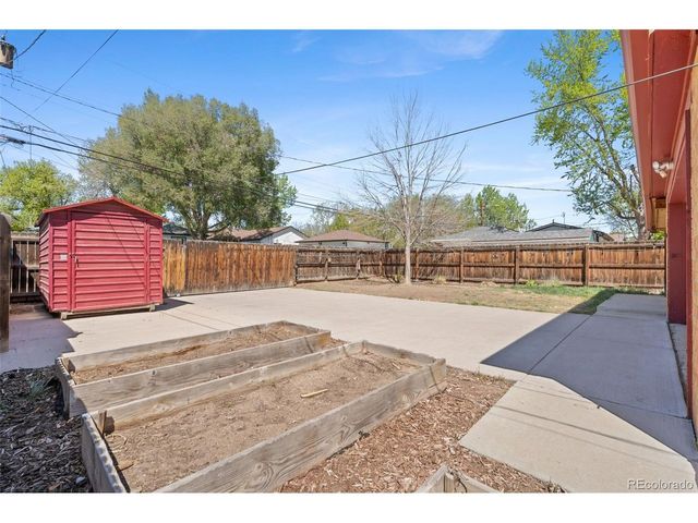 2037 Harlan St, Edgewater, CO 80214